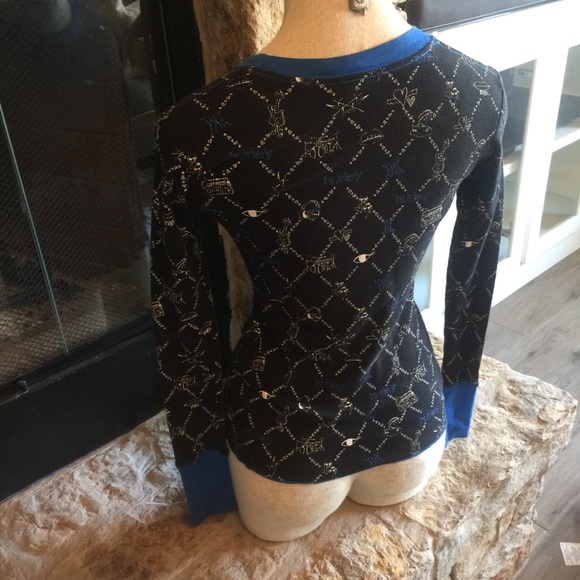 🌻4/$20🌻 Hurley Longsleeve Henley - Picture 3 of 7